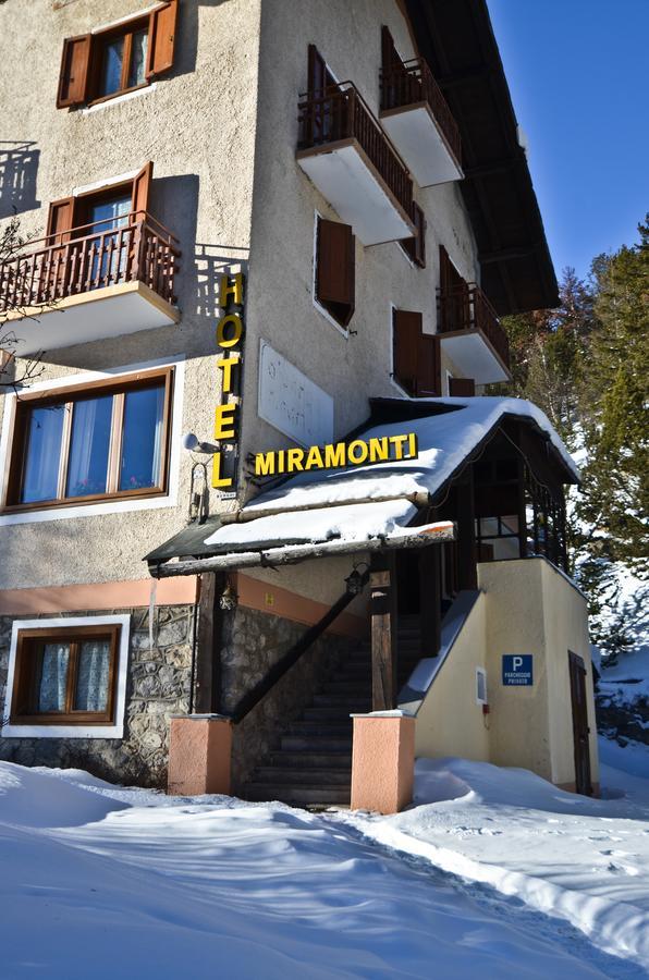 Hotel Miramonti Claviere Exterior foto